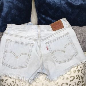 Levi’s Cut Off Shorts
